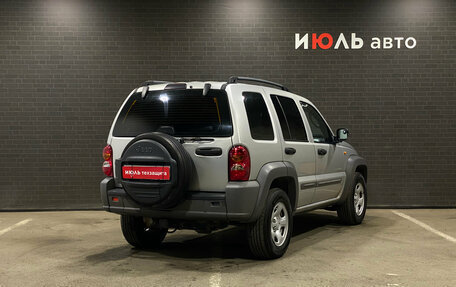Jeep Cherokee, 2004 год, 730 000 рублей, 5 фотография