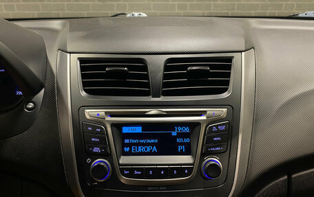 Hyundai Solaris II рестайлинг, 2015 год, 1 199 000 рублей, 12 фотография