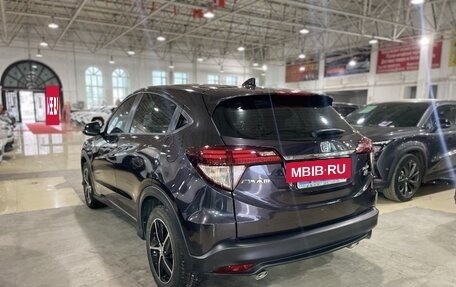 Honda Vezel, 2021 год, 2 750 000 рублей, 6 фотография