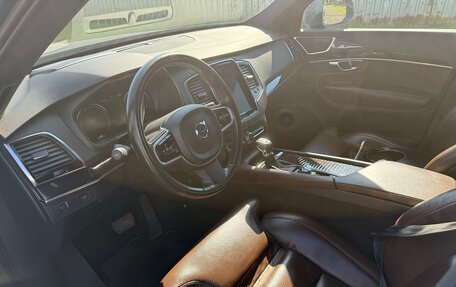 Volvo XC90 II рестайлинг, 2018 год, 3 600 000 рублей, 8 фотография