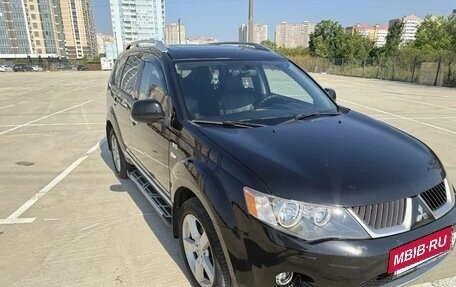 Mitsubishi Outlander III рестайлинг 3, 2007 год, 980 000 рублей, 7 фотография