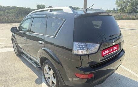 Mitsubishi Outlander III рестайлинг 3, 2007 год, 980 000 рублей, 9 фотография