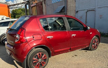 Renault Sandero I, 2011 год, 550 000 рублей, 3 фотография
