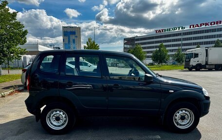 Chevrolet Niva I рестайлинг, 2018 год, 510 000 рублей, 4 фотография