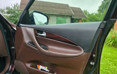 Infiniti QX50 I рестайлинг, 2014 год, 1 750 000 рублей, 16 фотография