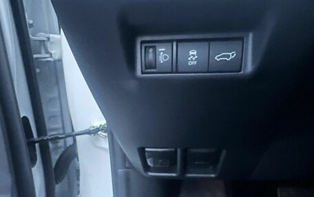Toyota RAV4, 2025 год, 4 400 000 рублей, 8 фотография