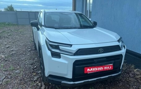 Toyota RAV4, 2025 год, 4 400 000 рублей, 7 фотография