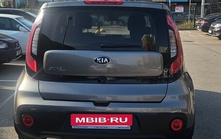 KIA Soul II рестайлинг, 2017 год, 1 450 000 рублей, 4 фотография