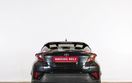 Toyota C-HR I рестайлинг, 2018 год, 2 029 000 рублей, 6 фотография
