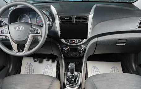 Hyundai Solaris II рестайлинг, 2016 год, 1 179 000 рублей, 13 фотография