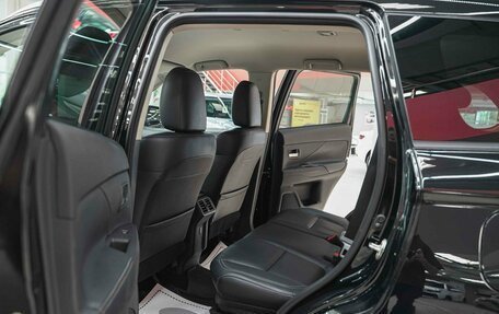 Mitsubishi Outlander III рестайлинг 3, 2019 год, 1 950 000 рублей, 6 фотография