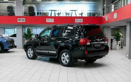 Toyota Land Cruiser 200, 2013 год, 3 190 000 рублей, 3 фотография