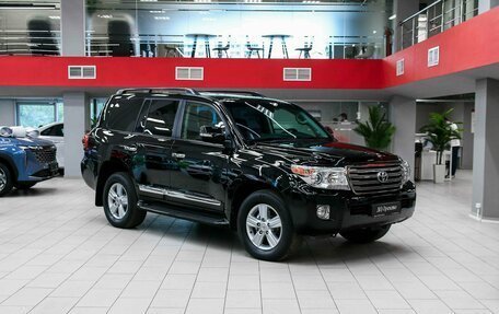 Toyota Land Cruiser 200, 2013 год, 3 190 000 рублей, 4 фотография