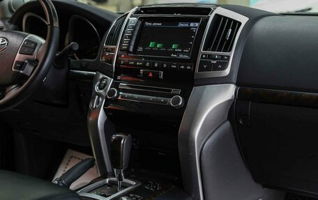 Toyota Land Cruiser 200, 2013 год, 3 190 000 рублей, 12 фотография