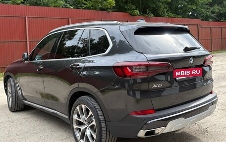 BMW X5, 2022 год, 7 100 000 рублей, 5 фотография