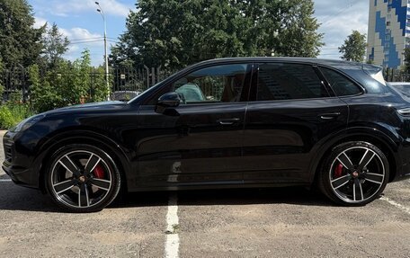 Porsche Cayenne III, 2021 год, 13 000 000 рублей, 2 фотография
