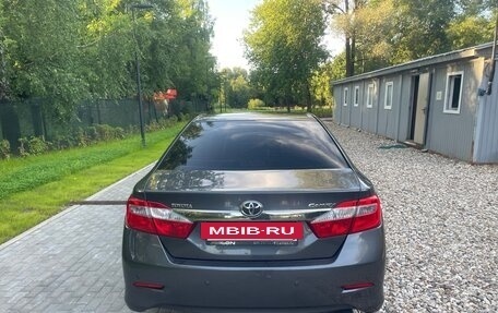 Toyota Camry, 2013 год, 1 490 000 рублей, 4 фотография
