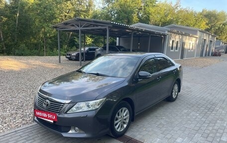 Toyota Camry, 2013 год, 1 490 000 рублей, 2 фотография