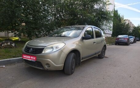 Renault Sandero I, 2013 год, 470 000 рублей, 1 фотография