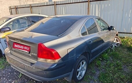 Volvo S60 III, 2002 год, 149 000 рублей, 3 фотография