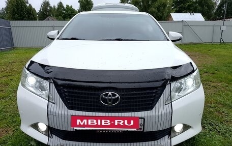 Toyota Camry, 2014 год, 1 695 000 рублей, 4 фотография