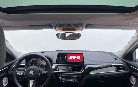 BMW 1 серия, 2023 год, 2 020 000 рублей, 10 фотография