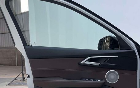 BMW 1 серия, 2023 год, 2 020 000 рублей, 16 фотография