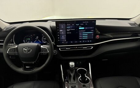 Toyota Highlander, 2026 год, 5 820 000 рублей, 16 фотография