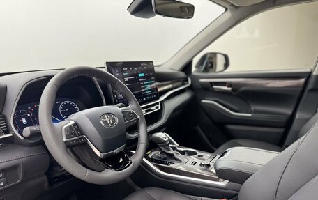 Toyota Highlander, 2026 год, 5 820 000 рублей, 11 фотография