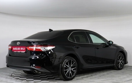 Toyota Camry, 2021 год, 3 570 000 рублей, 6 фотография