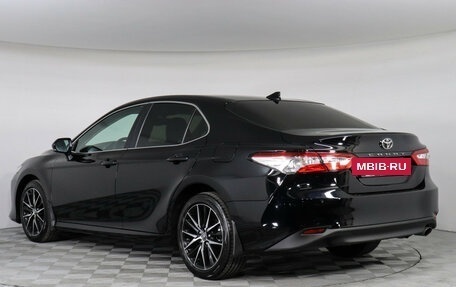 Toyota Camry, 2021 год, 3 570 000 рублей, 8 фотография