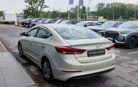 Hyundai Elantra VI рестайлинг, 2016 год, 1 350 000 рублей, 8 фотография