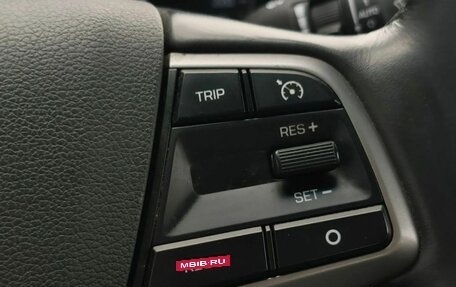 Hyundai Elantra VI рестайлинг, 2016 год, 1 350 000 рублей, 11 фотография
