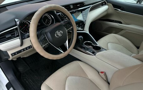 Toyota Camry, 2020 год, 3 349 000 рублей, 7 фотография