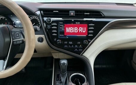 Toyota Camry, 2020 год, 3 349 000 рублей, 10 фотография