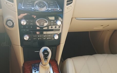 Infiniti QX70, 2014 год, 3 000 000 рублей, 4 фотография