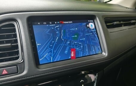 Honda Vezel, 2021 год, 2 190 000 рублей, 16 фотография