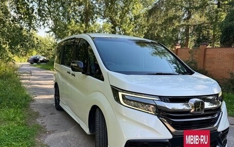 Honda Stepwgn IV, 2020 год, 2 650 000 рублей, 3 фотография