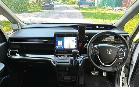 Honda Stepwgn IV, 2020 год, 2 650 000 рублей, 9 фотография