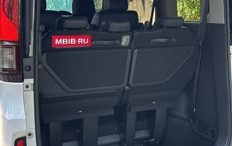 Honda Stepwgn IV, 2020 год, 2 650 000 рублей, 16 фотография