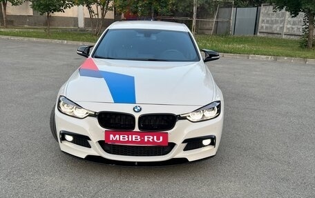 BMW 3 серия, 2018 год, 2 950 000 рублей, 2 фотография