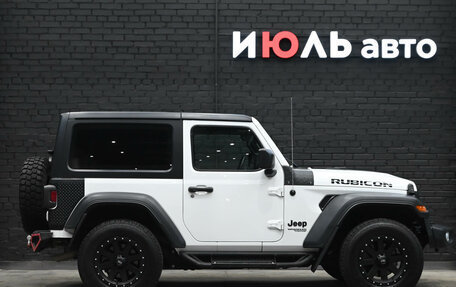 Jeep Wrangler, 2021 год, 4 050 000 рублей, 9 фотография