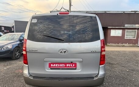 Hyundai H-1 II рестайлинг, 2013 год, 1 650 000 рублей, 4 фотография