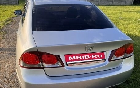Honda Civic VIII, 2009 год, 900 000 рублей, 3 фотография