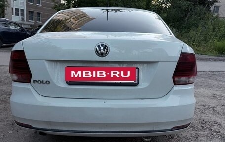 Volkswagen Polo VI (EU Market), 2015 год, 900 000 рублей, 4 фотография