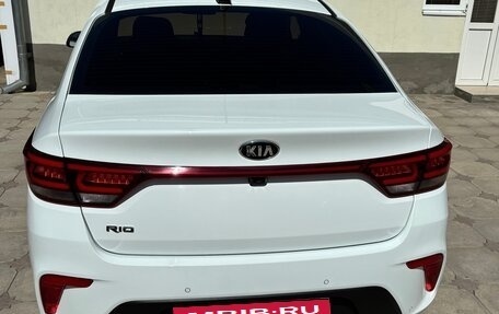 KIA Rio IV, 2017 год, 1 350 000 рублей, 5 фотография