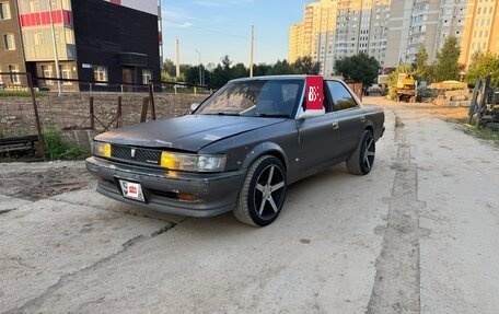 Toyota Chaser IV, 1991 год, 400 000 рублей, 3 фотография
