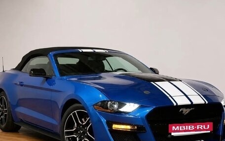 Ford Mustang VI рестайлинг, 2018 год, 2 450 000 рублей, 3 фотография