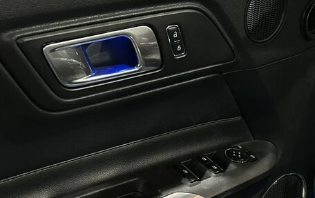 Ford Mustang VI рестайлинг, 2018 год, 2 450 000 рублей, 20 фотография