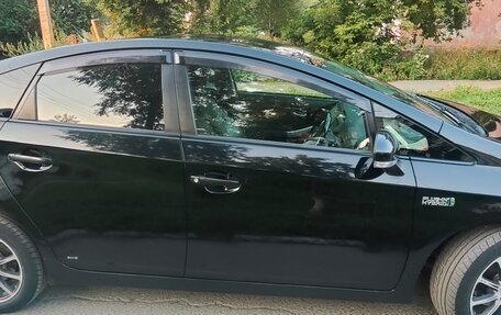 Toyota Prius, 2012 год, 1 350 000 рублей, 2 фотография